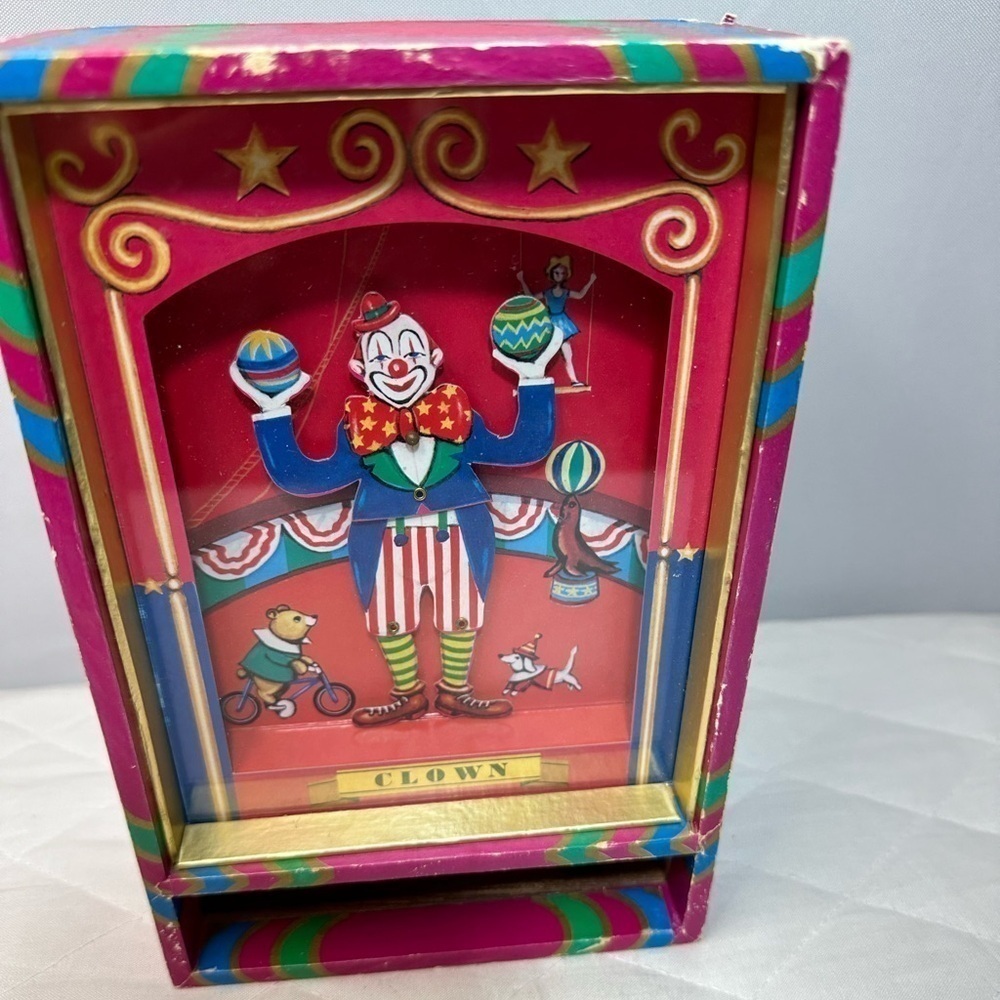 Vintage Otagiri music Box Dancing Clown Send In The Clowns Japan